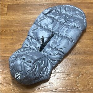 Aritzia The Super Ruff Puff